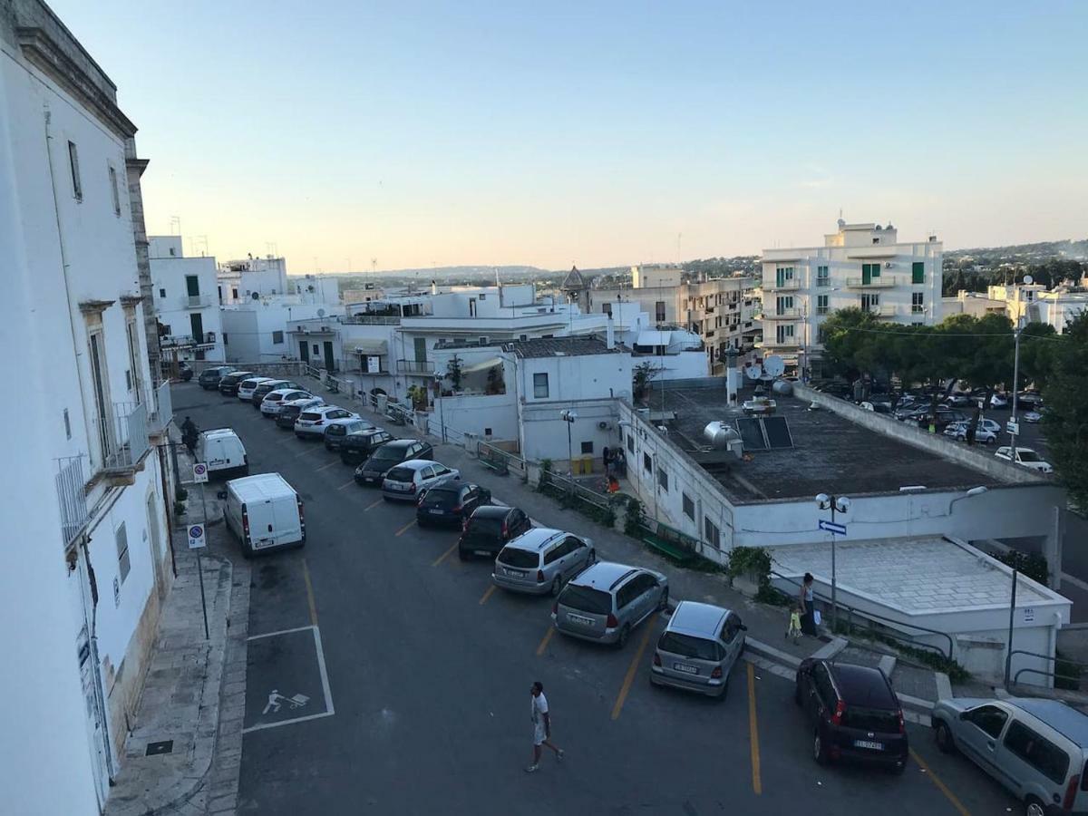Casa Vacanze Affitti Brevi "Porta Nuova" Locorotondo Eksteriør billede